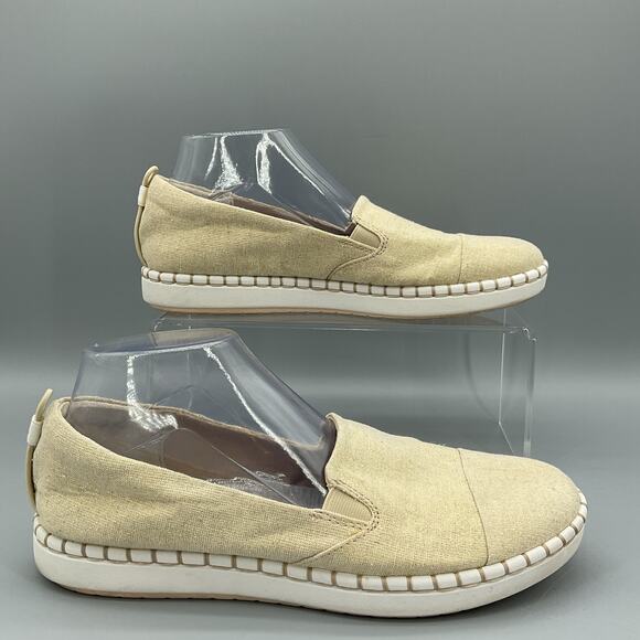 Clarks Women’s Jade Step Glow Canvas Slip on Shoe Gold Size 9M - Picture 1 of 10
